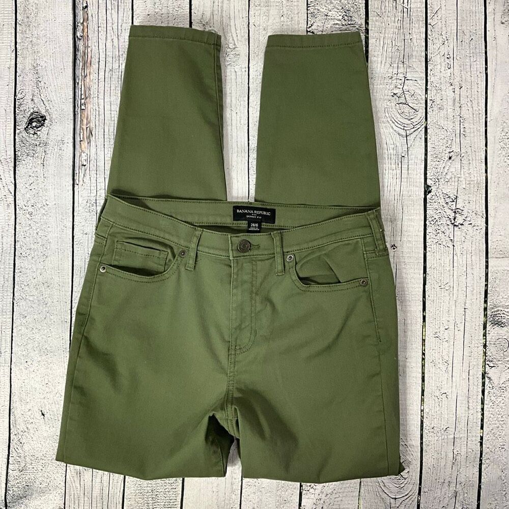 BANANA REPUBLIC Green Skinny Jeans